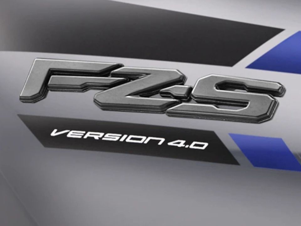 Yamaha FZ-S 2023 - 3/4 frente