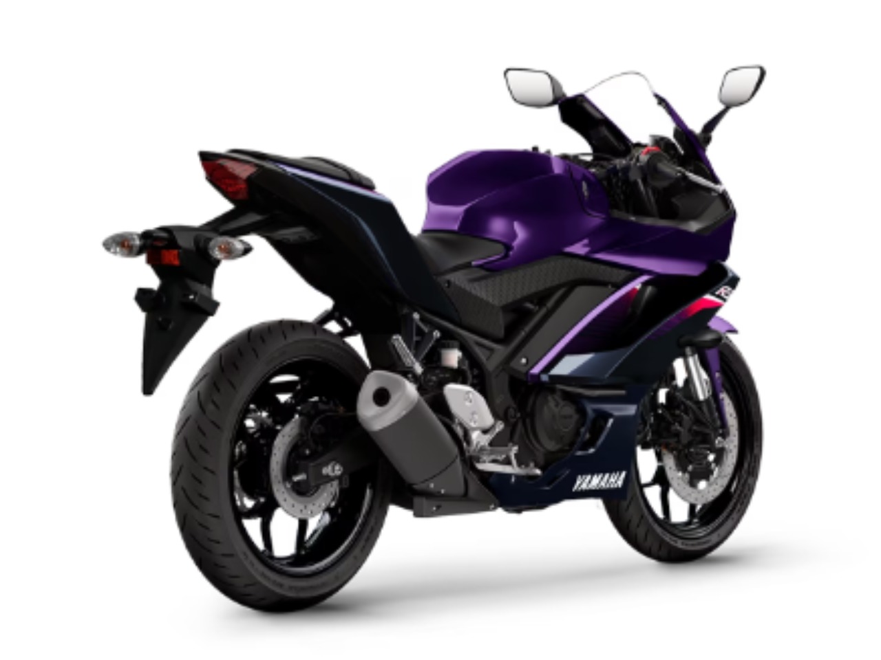 YamahaR3 2024 - 3/4 traseira