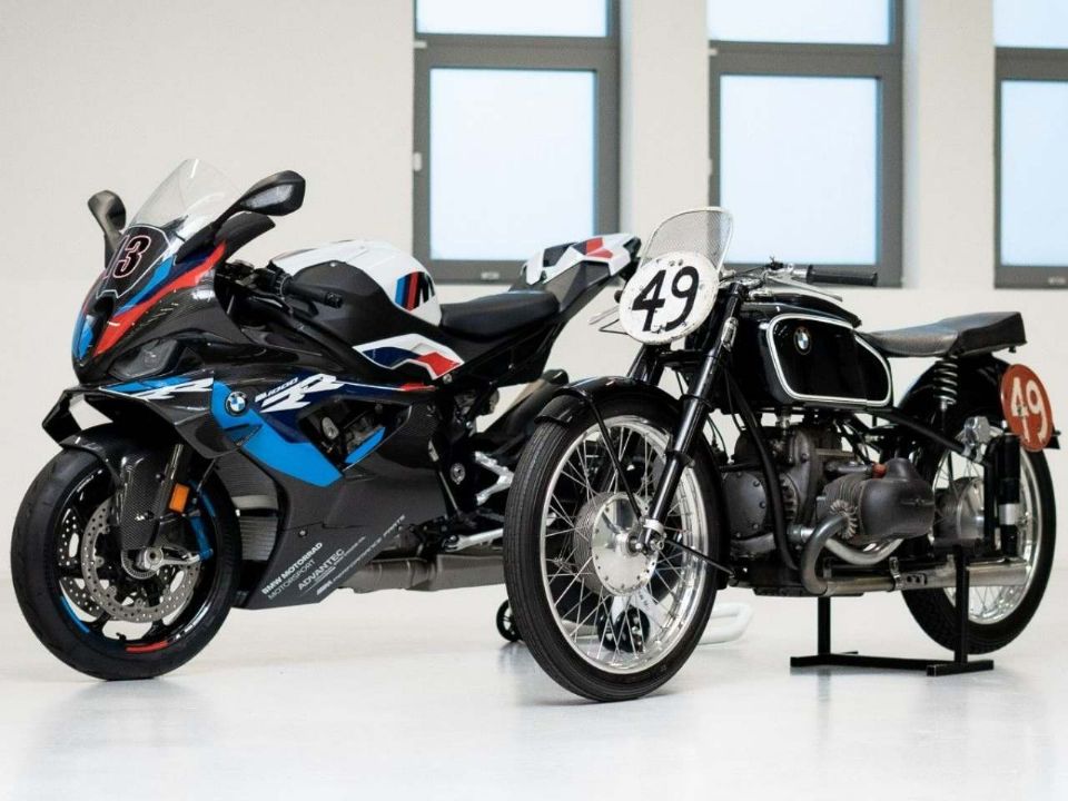 BMW M 1000 RR e Type 225