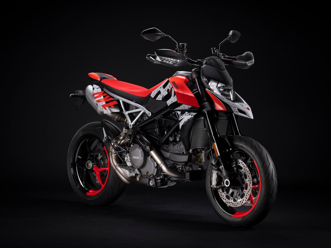 DucatiHypermotard 2024 - 3/4 frente