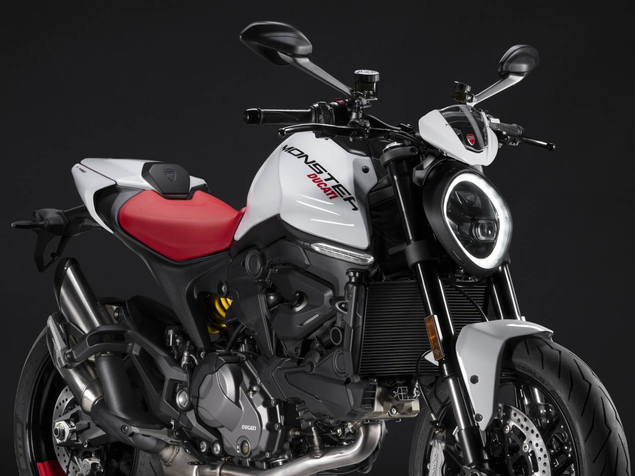 Galeria de fotos Ducati Monster 2024 é lançada; veja fotos e detalhes