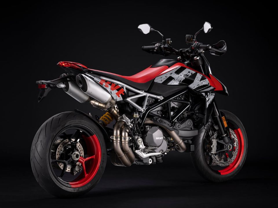 DucatiHypermotard 2024 - 3/4 traseira