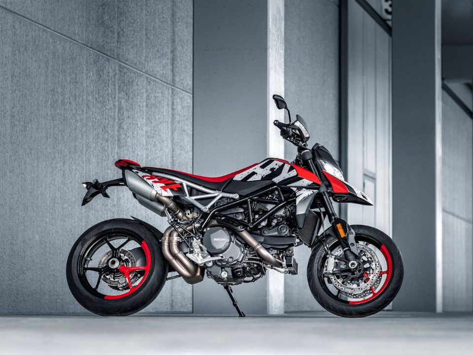 DucatiHyperstrada 2024 - lateral