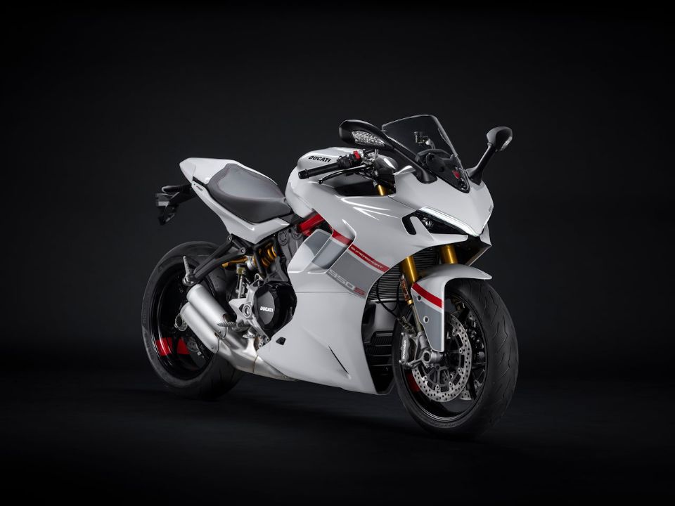 DucatiSupersport S 2024 - 3/4 frente