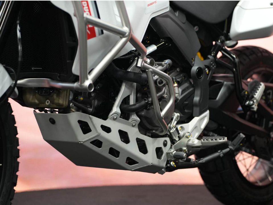 DucatiDesertX 2023 - acelerador