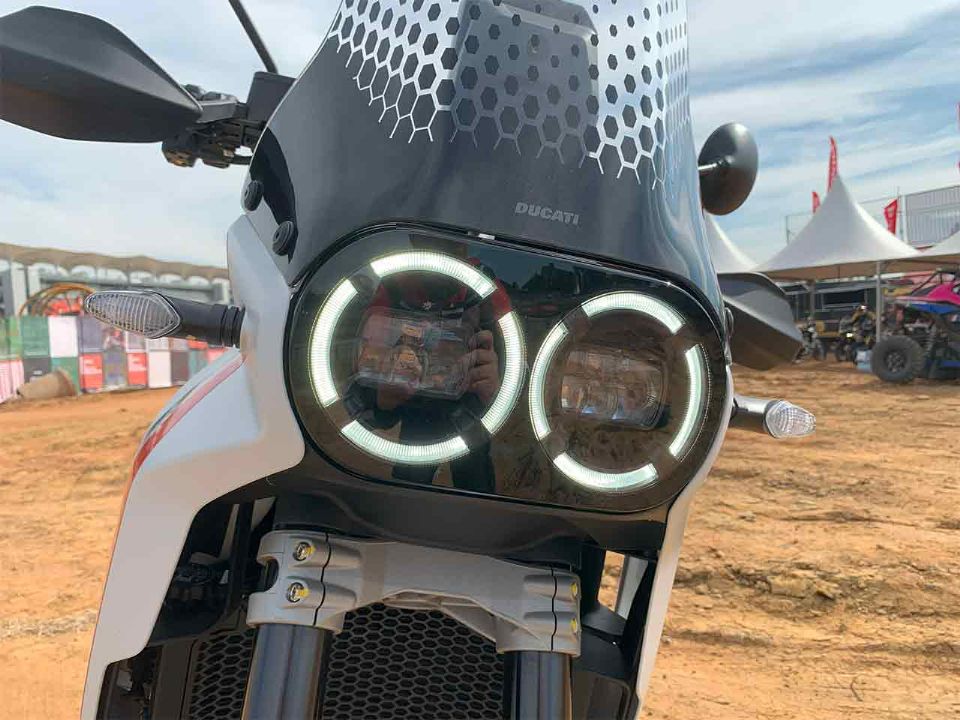 DucatiDesertX 2023 - frente