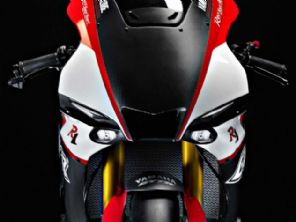 Yamaha R1 'modo pista': esportiva ganha preparação de fábrica - MOTOO