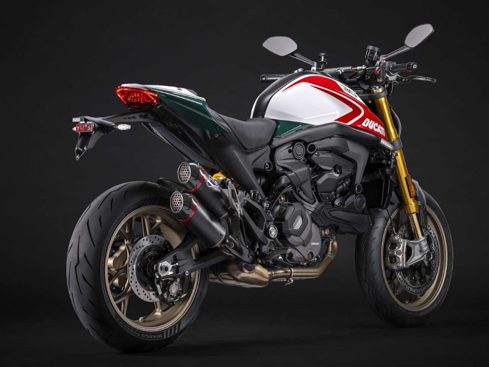 DucatiMonster 2024 - 3/4 traseira
