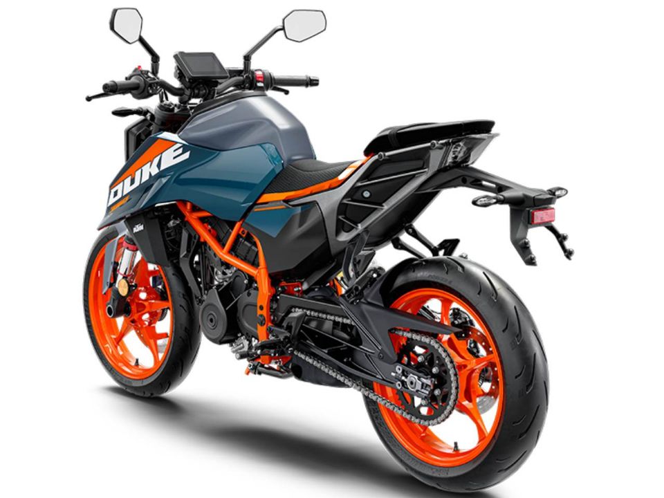 KTM390 Duke 2024 - 3/4 traseira