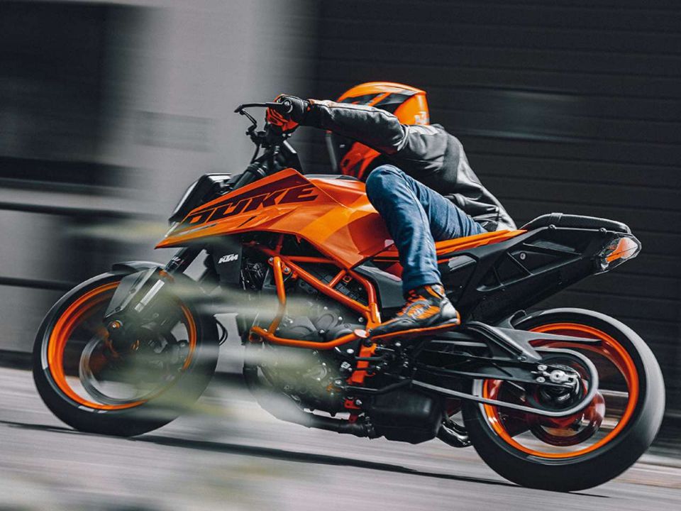 KTM390 Duke 2024 - lateral