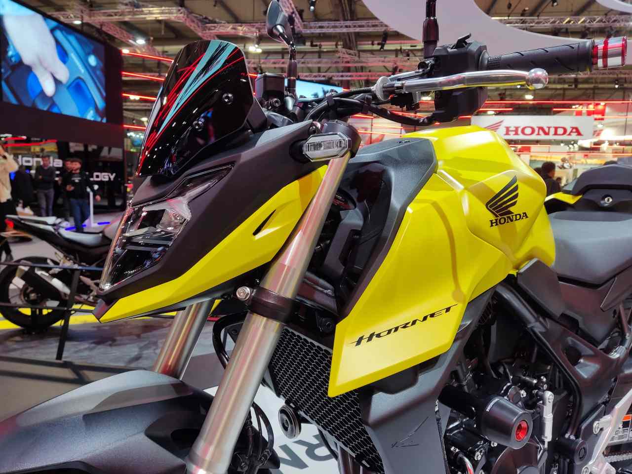 Honda Hornet 500: a sucessora da CB 500F - MOTOO