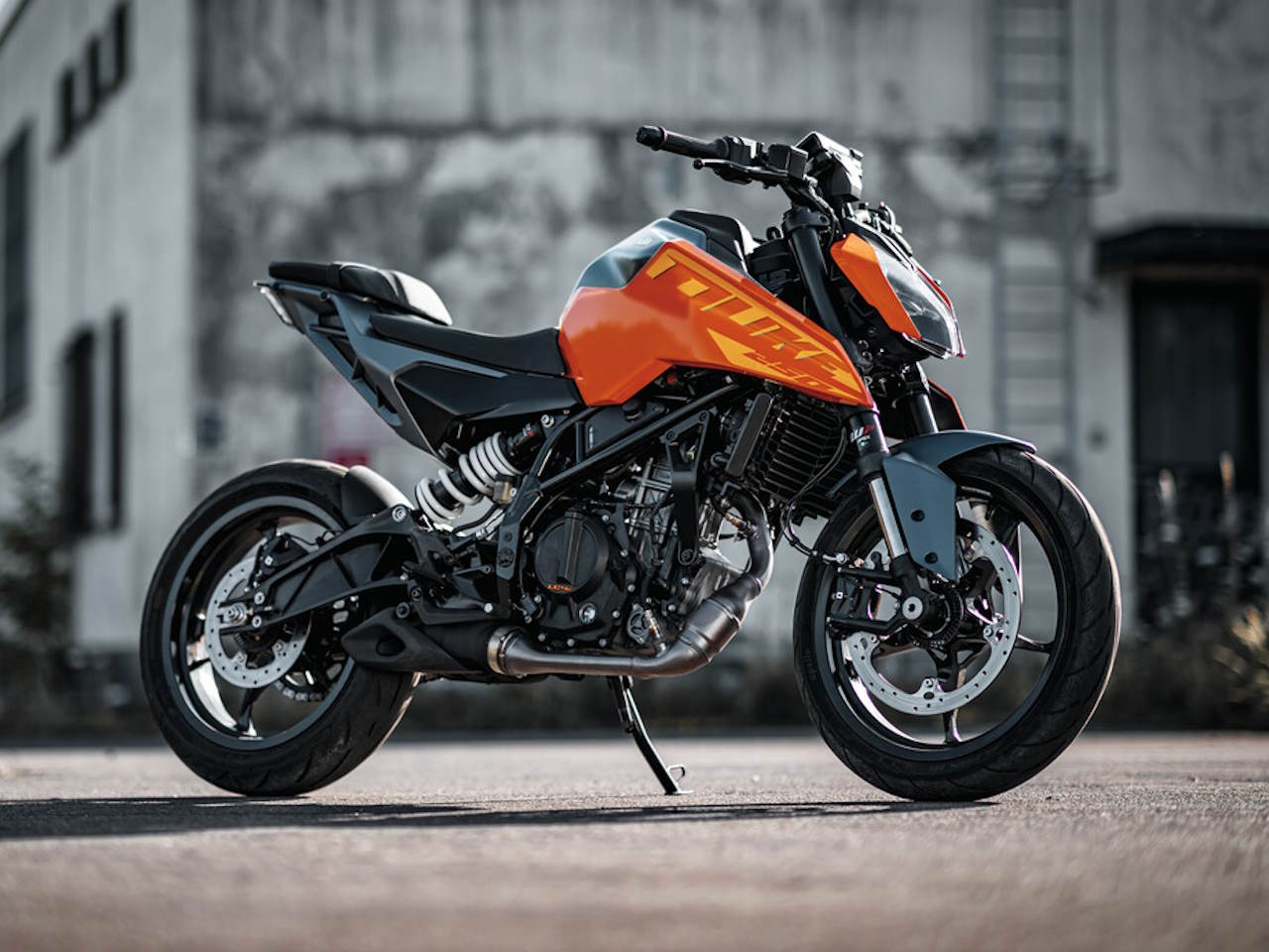 KTM250 Duke 2024 - 3/4 frente