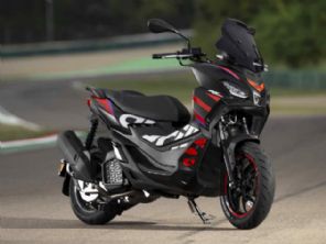 Aprilla SR GT 200: uma scooter 'aventureira urbana' de 17,6 cv