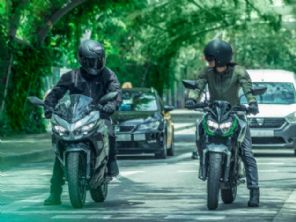 Kawasaki revela preos de Ninja e-1 e Z e-1, suas primeiras motos eltricas