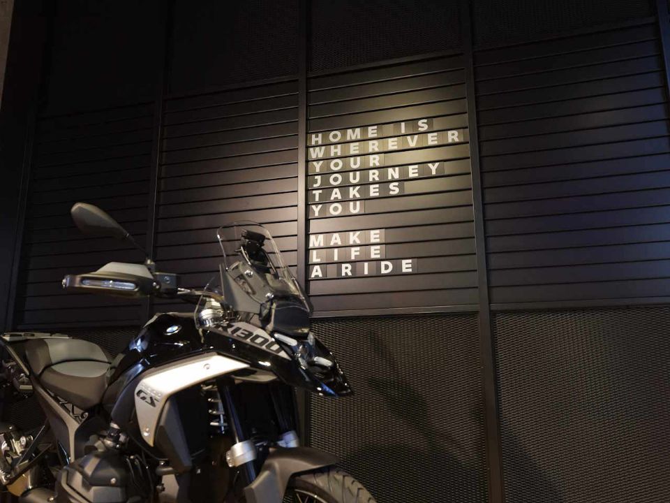 BMW Motorrad Welt novo espaço de exposições da marca alemã