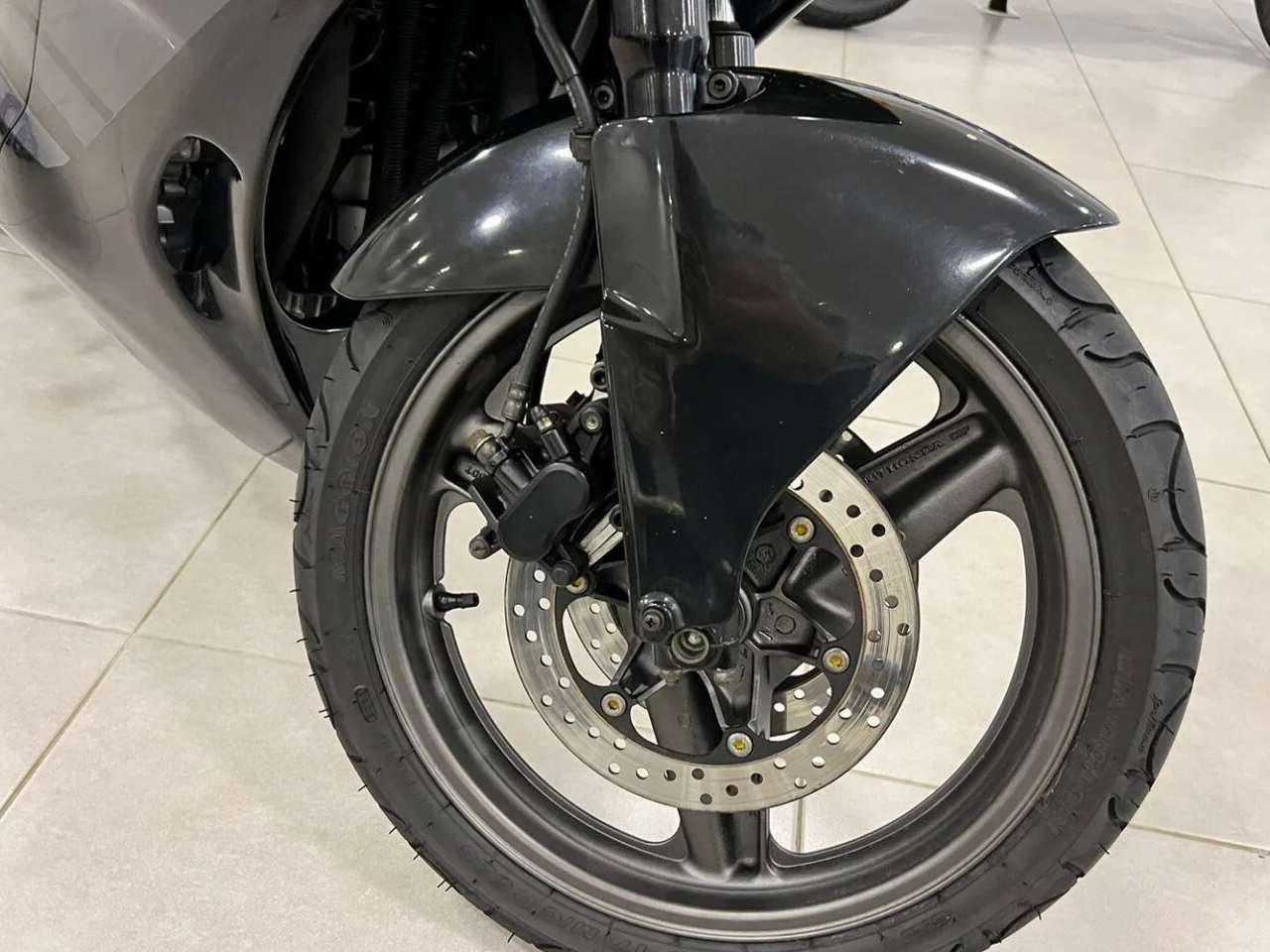 Honda CBR 450 SR 1990 - escapamentos