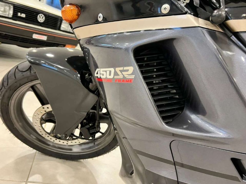 Honda CBR 450 SR 1990 - lateral