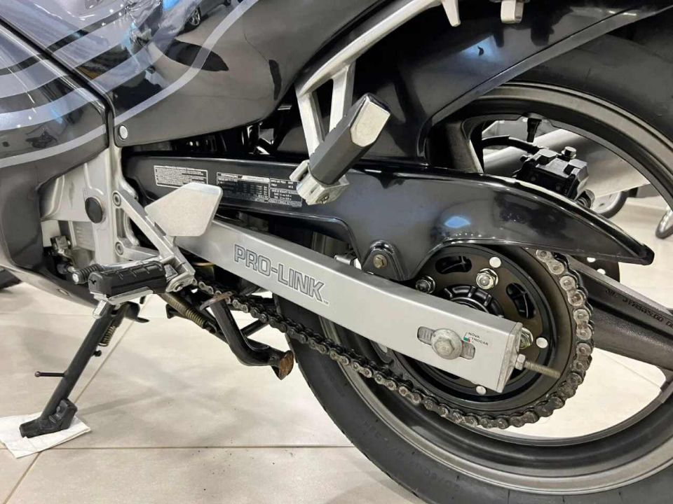 Honda CBR 450 SR 1990 - escapamentos