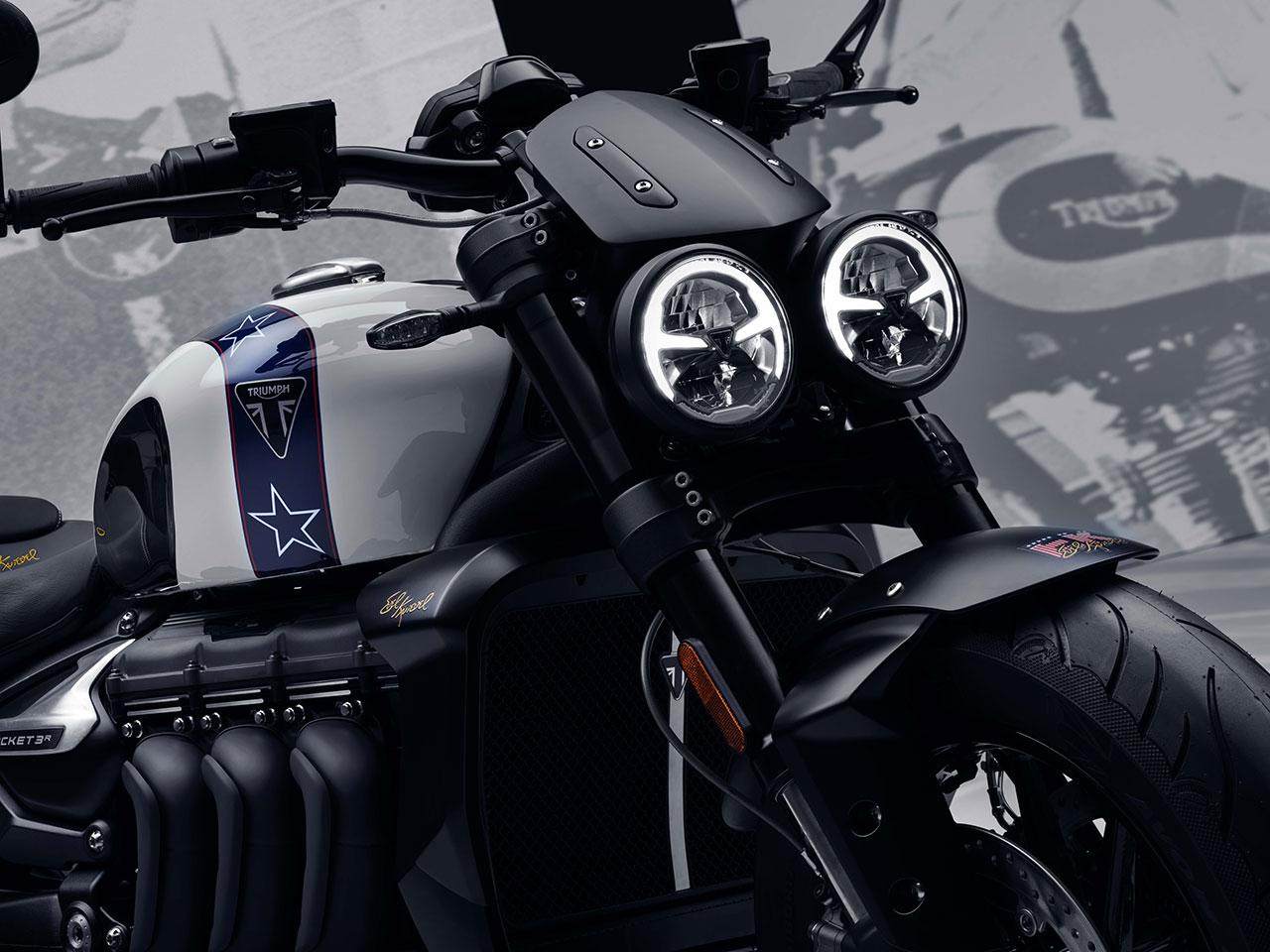Triumph Rocket 2025 - 3/4 frente