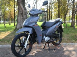 Avelloz AZ125 Alfa