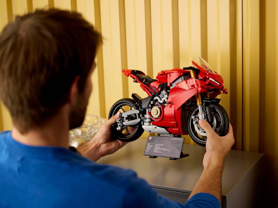 Ducati Panigale V4 de Lego