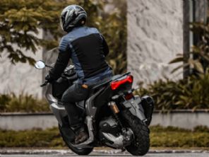 ADV 160