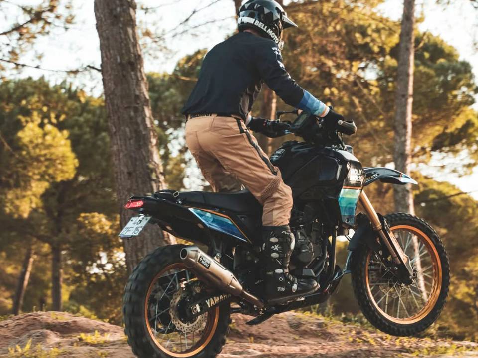 Yamaha Ténéré com kit retrô da Holy Moly Yamaha Ténéré com kit retrô da Holy Moly