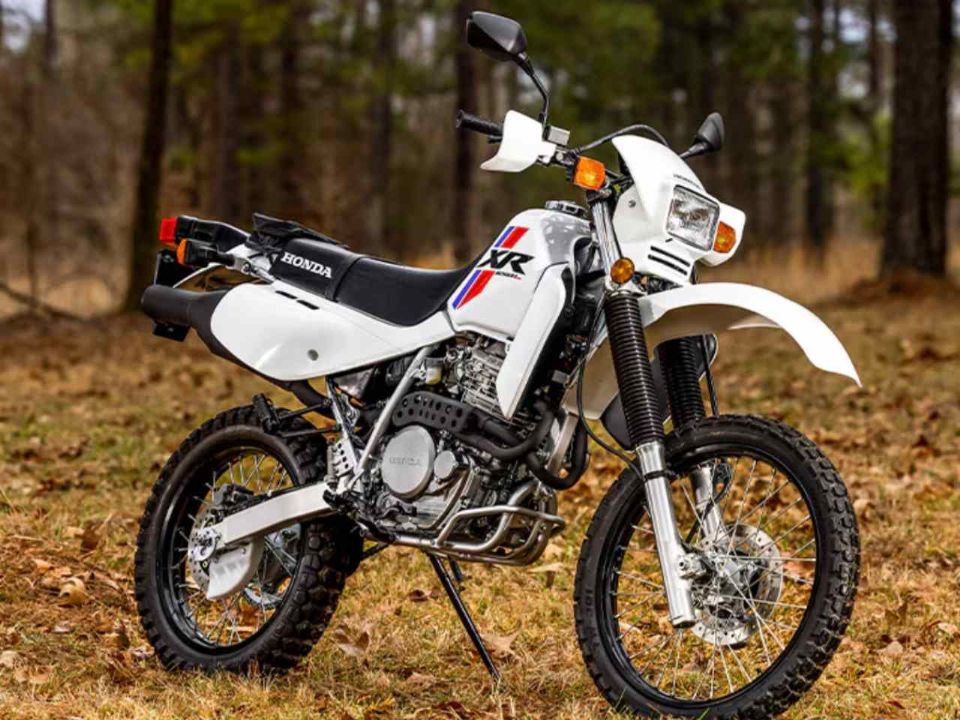 Honda XR650L 2024 - 3/4 frente