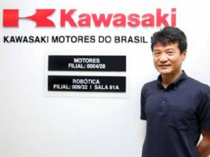 Kawasaki muda de comando no Brasil
