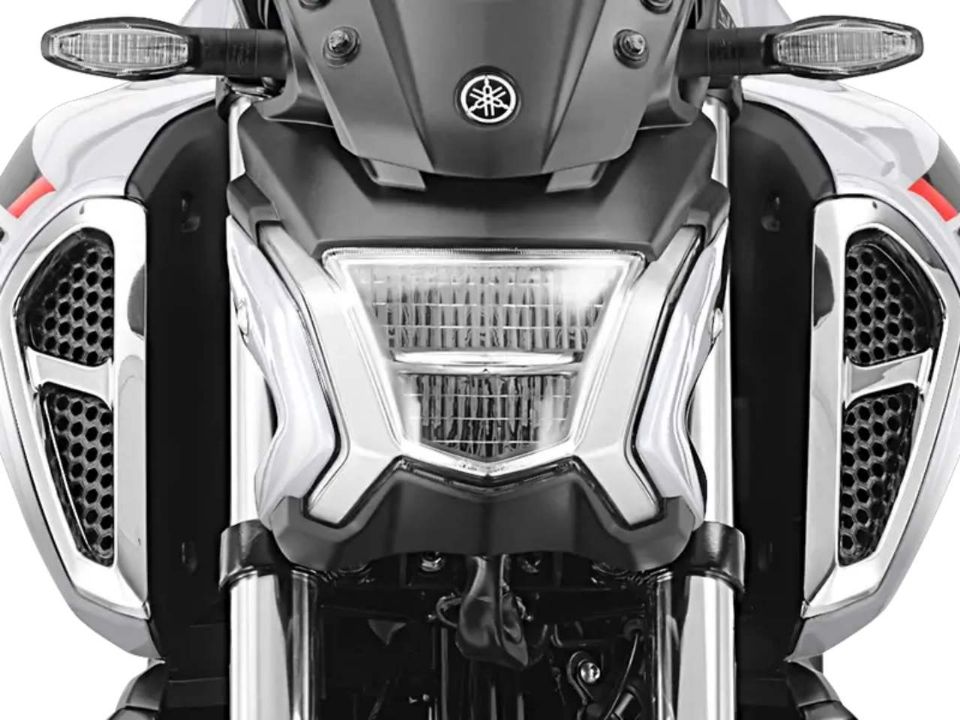 Yamaha FZ-S 2024 - frente