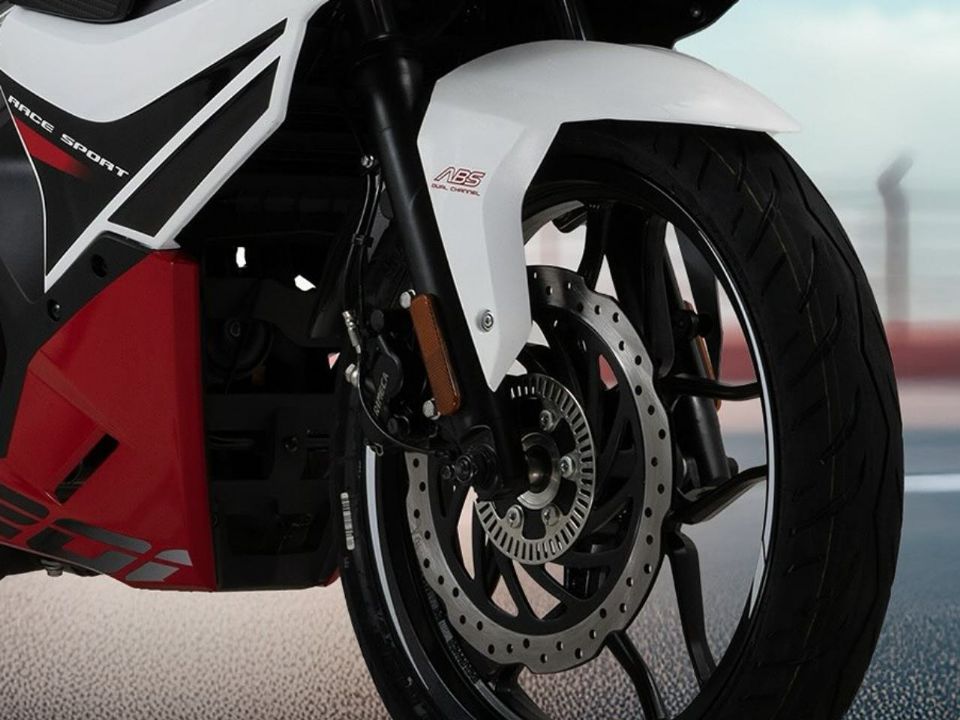Bajaj Pulsar RS200 2025 Bajaj Pulsar RS200 2025