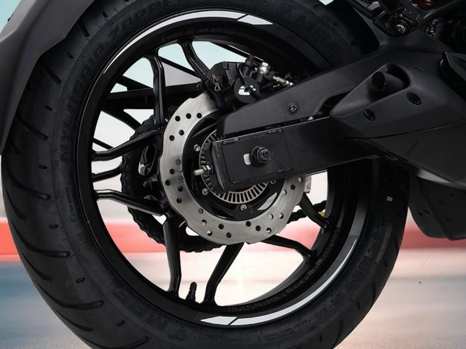 Bajaj Pulsar RS200 2025 Bajaj Pulsar RS200 2025