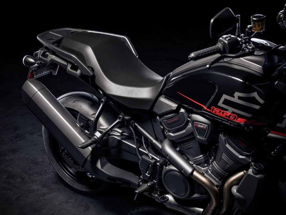 Harley-Davidson Pan America 1250 ST 2025 - lateral