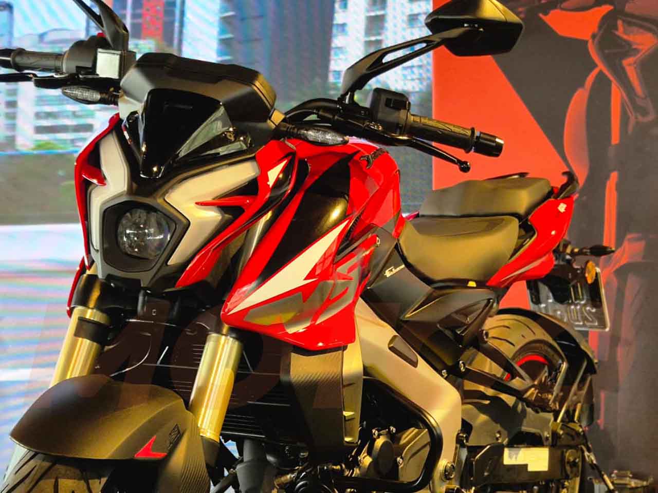 Bajaj�Dominar NS400Z 2026 - frente