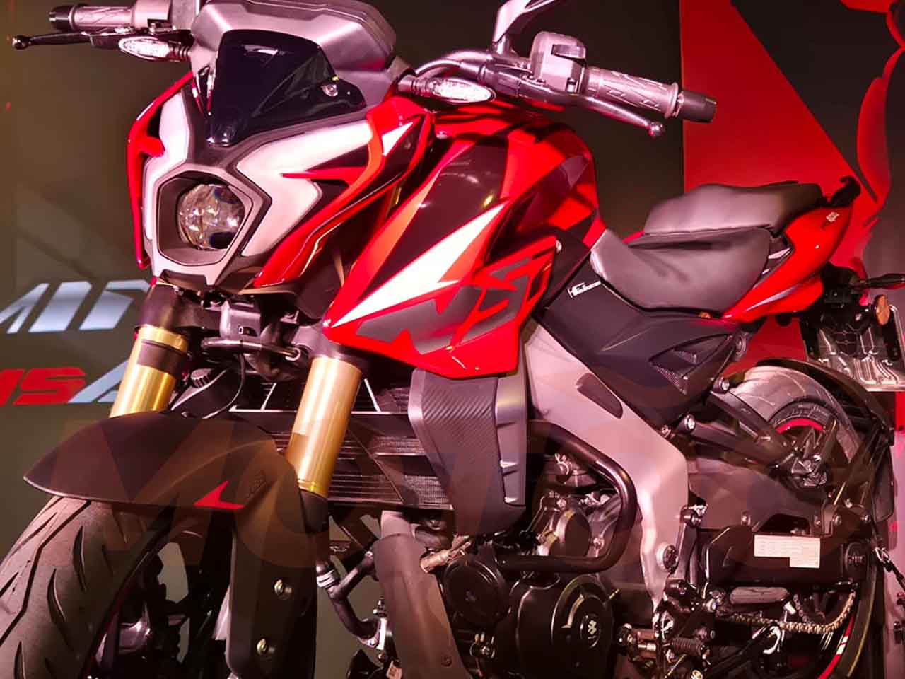 Bajaj�Dominar NS400Z 2026 - frente