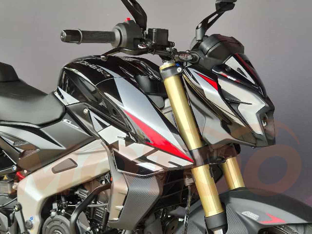Bajaj�Dominar NS400Z 2026 - lateral