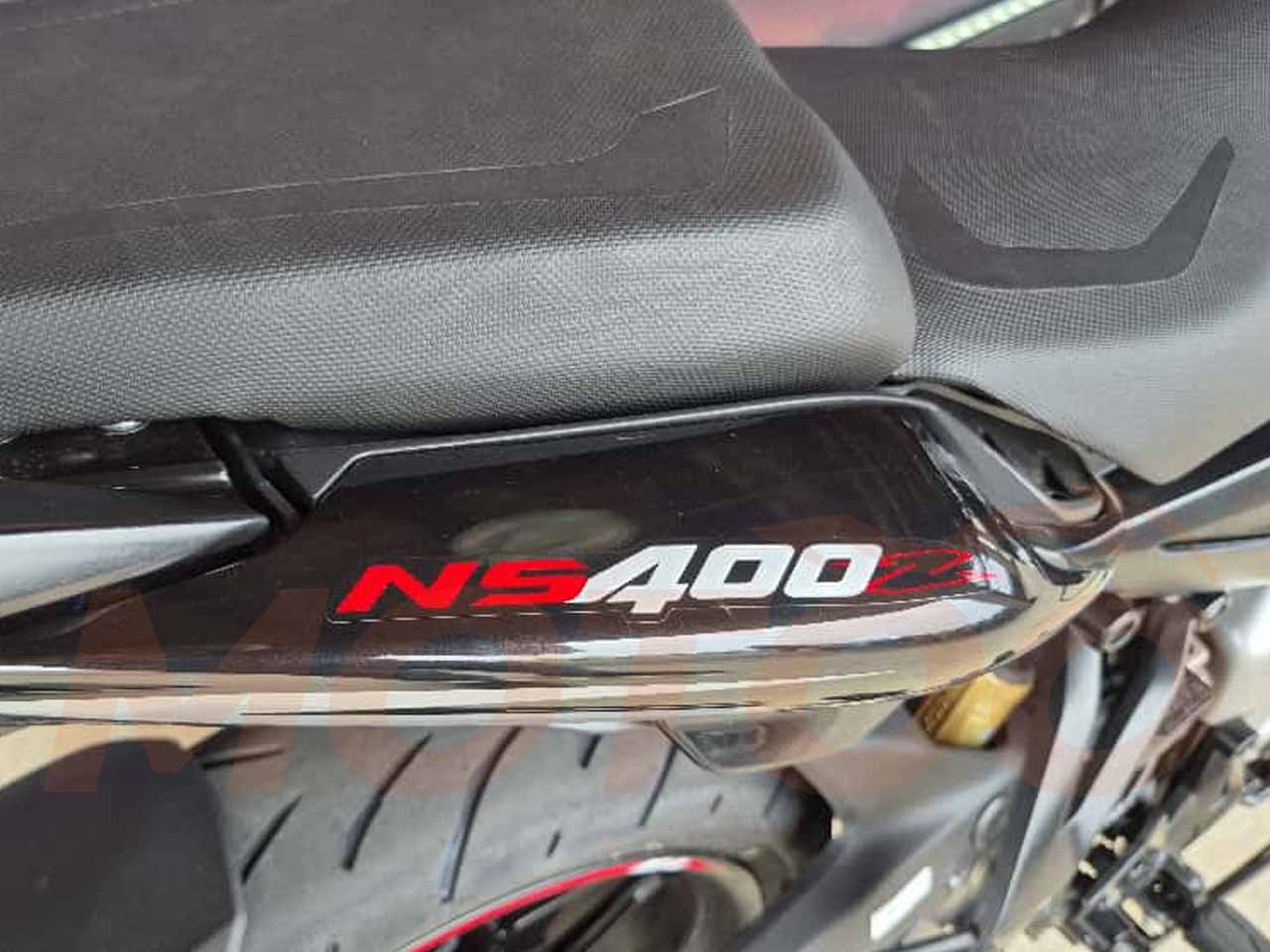 Bajaj�Dominar NS400Z 2026 - escapamentos