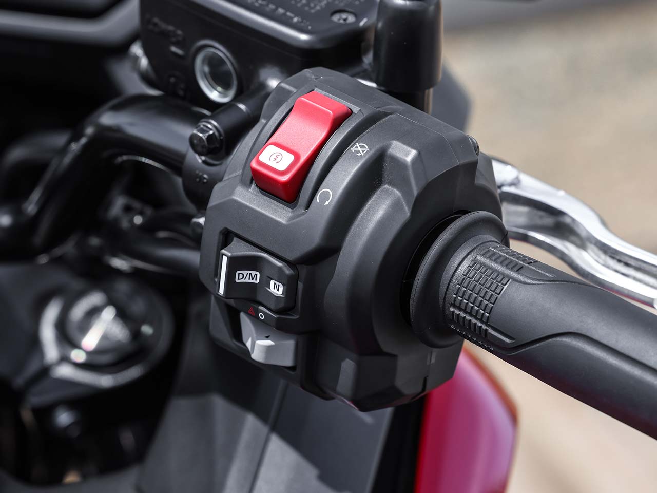 Honda�NC 750X 2026 - escapamentos