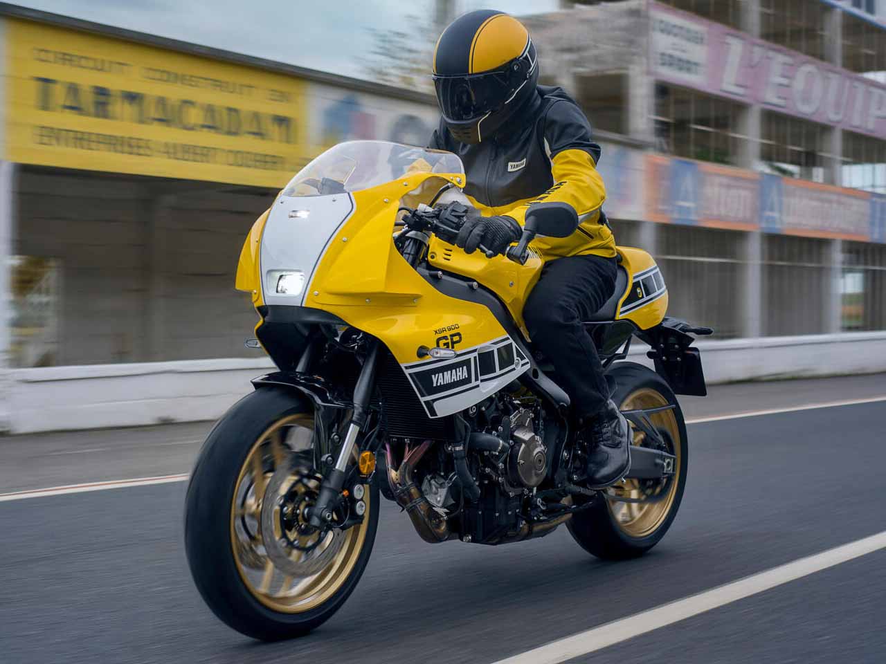 Yamaha�XSR900 2026 - 3/4 frente