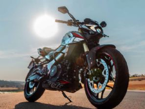 Bajaj Dominar NS400Z chega �s lojas do Brasil; detalhes