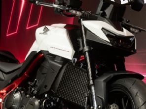CB750 Hornet