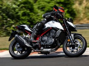 CB750 Hornet