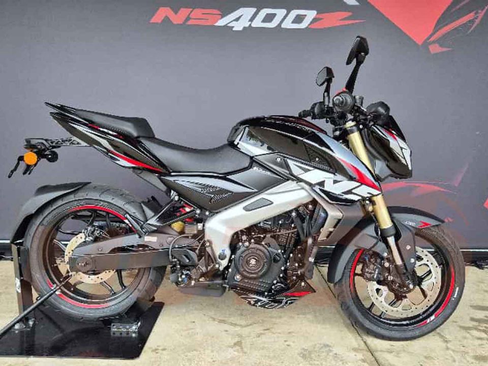 Bajaj�Dominar NS400Z 2026 - lateral