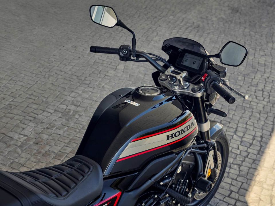 Honda CB1000F 2026