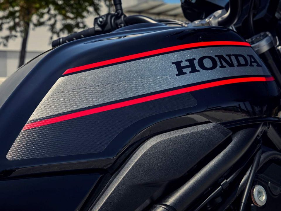 Honda�CB1000F 2026 - lateral