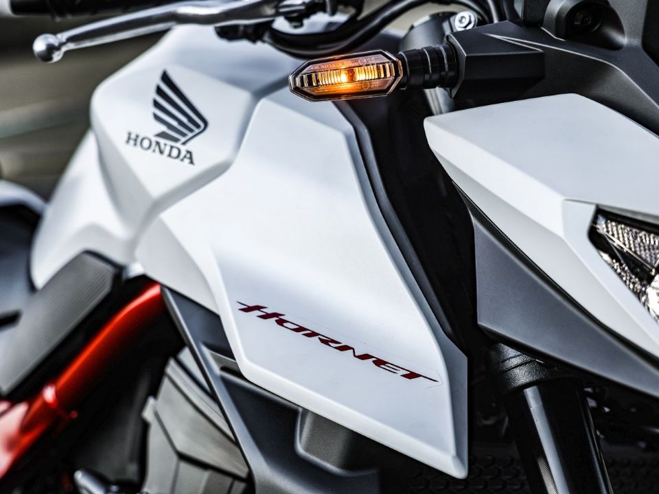 Honda�Hornet 750 2026 - lateral