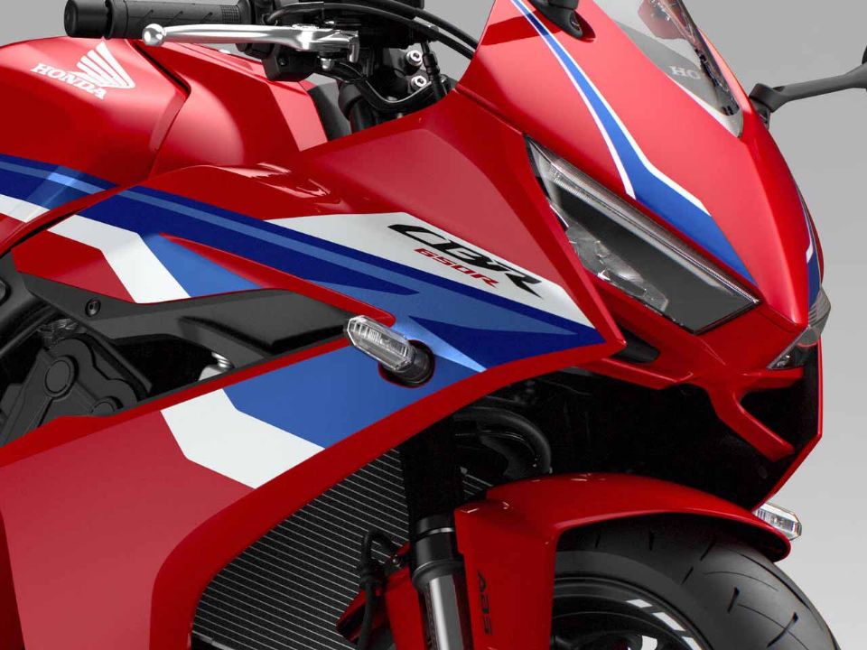 Honda�CBR 650R 2026 - frente