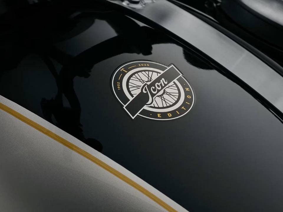Detalhe - Triumph Icon Edition