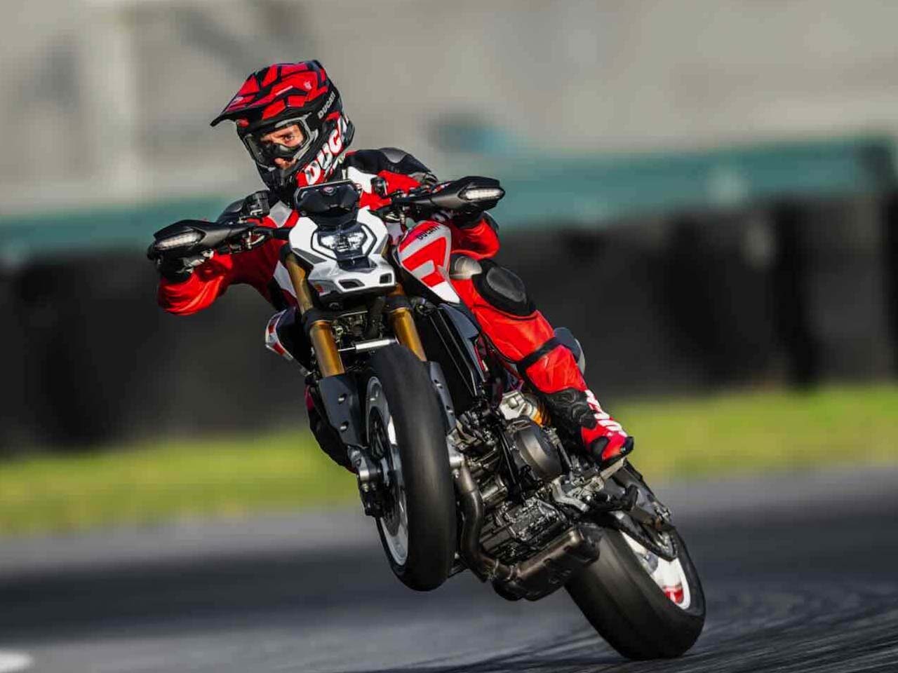 Ducati�Hypermotard 2026 - frente