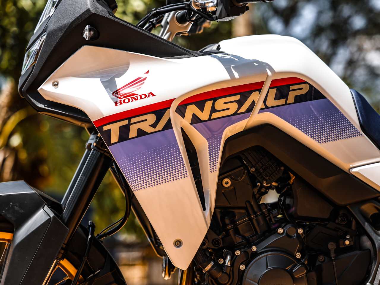 Honda�XL750V Transalp 2026 - escapamentos